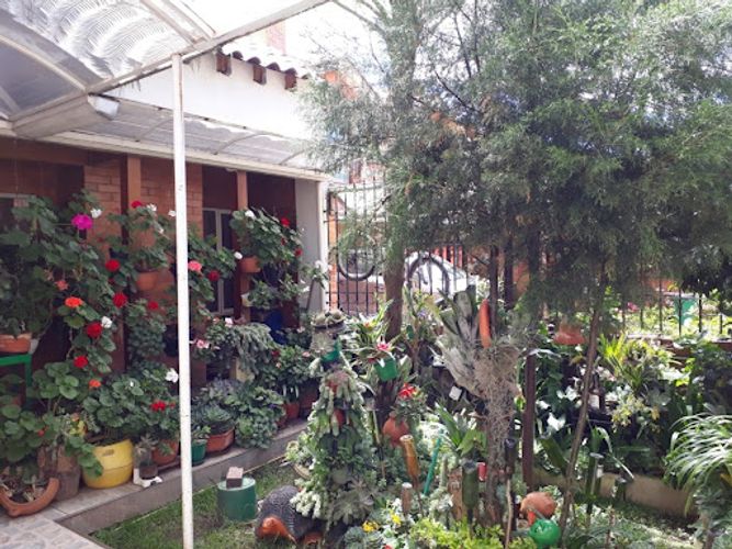 Casa de 3 alcobas en venta en Cota, 343 m² · foto 3 de 24