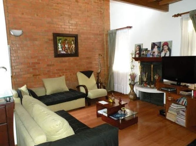 Casa de 3 alcobas en venta en Cota, 343 m² · foto 7 de 24