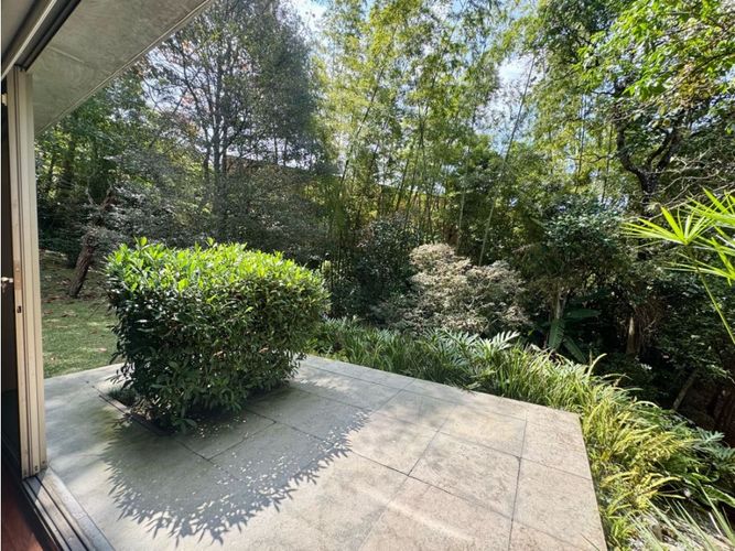 Casa de 2 alcobas en venta en El Poblado, Medellín, 500 m² · foto 19 de 24