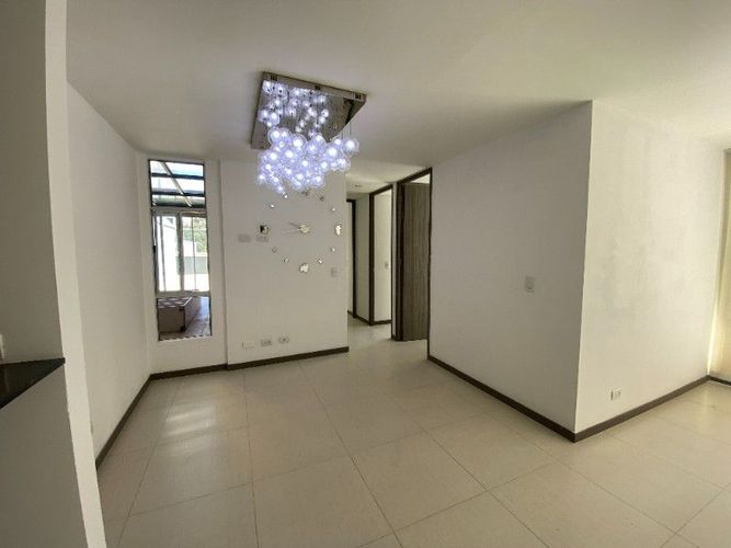Apartamento de 3 alcobas en arriendo en Los Colegios, Rionegro, 80 m² · foto 2 de 20