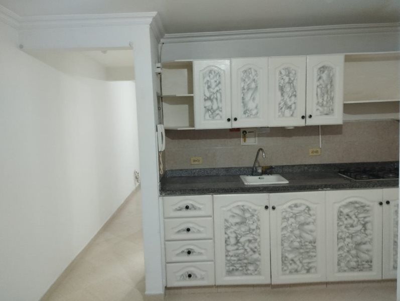 1BR Apartment in Calasanz (40 m²)