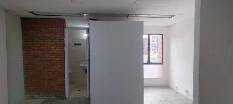 Oficina en venta en Carlos E Restrepo, Medellín, 40 m² · foto 6 de 11