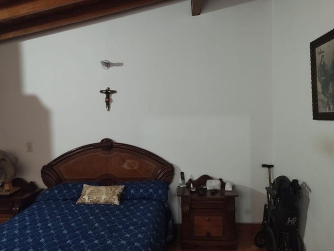 Apartamento de 4 alcobas en venta en Las Acacias, Medellín, 167 m² · foto 9 de 18