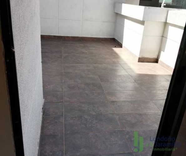 Oficina en venta en Milla De Oro, Medellín, 142 m² · foto 4 de 8
