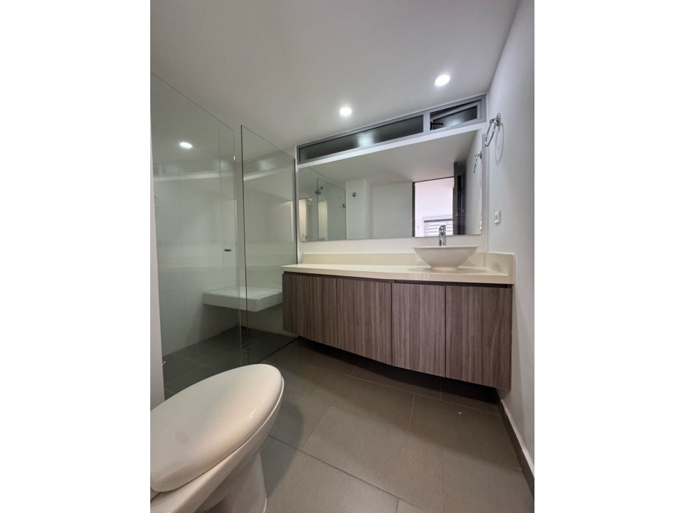 Apartamento en arriendo en Loma De Las Brujas, Envigado · foto 15 de 21