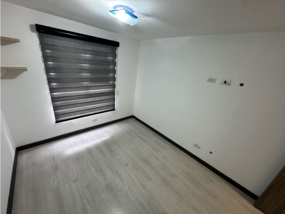 Apartamento en arriendo en Loma De Las Brujas, Envigado · foto 19 de 21