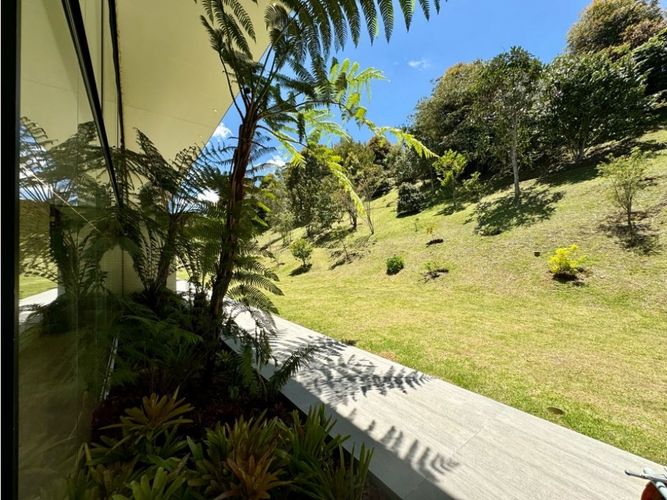Casa de 3 alcobas en venta en Las Palmas, Envigado, 450 m² · foto 6 de 24