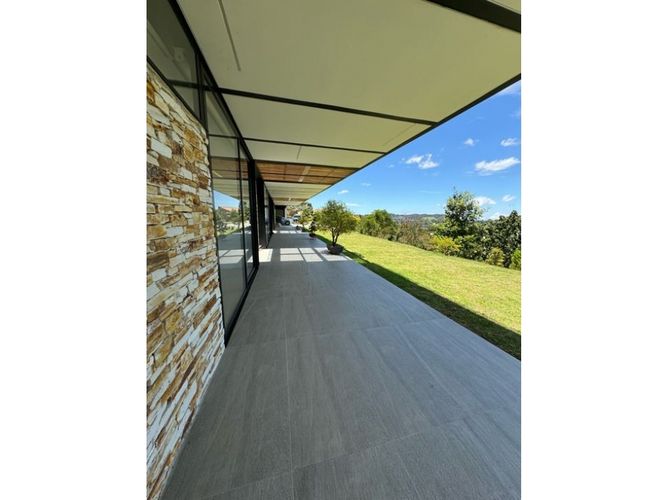 Casa de 3 alcobas en venta en Las Palmas, Envigado, 450 m² · foto 9 de 24