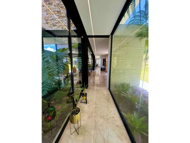 Casa de 3 alcobas en venta en Las Palmas, Envigado, 450 m² · foto 23 de 24
