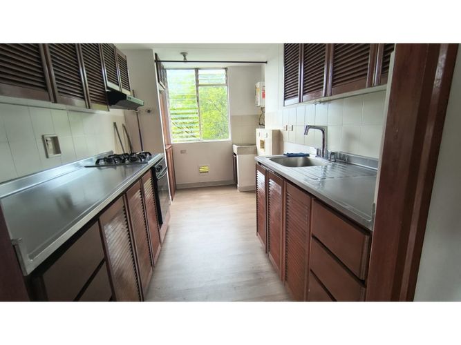 Apartamento de 3 alcobas en arriendo en San Diego, Medellín, 76 m² · foto 4 de 15