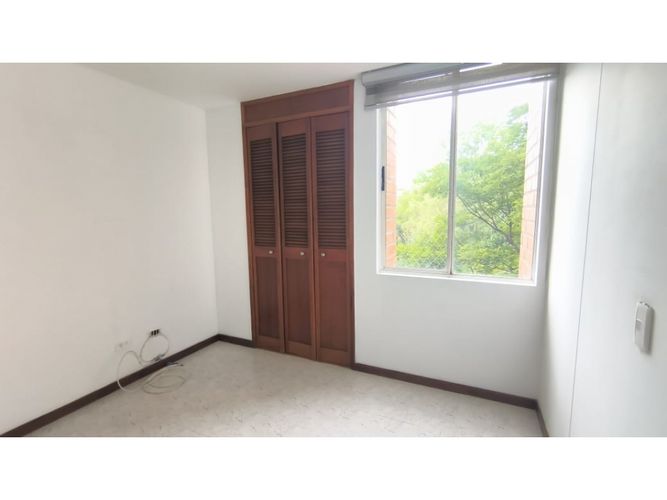 Apartamento de 3 alcobas en arriendo en San Diego, Medellín, 76 m² · foto 8 de 15