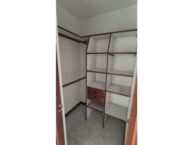 Apartamento de 3 alcobas en arriendo en San Diego, Medellín, 76 m² · foto 10 de 15