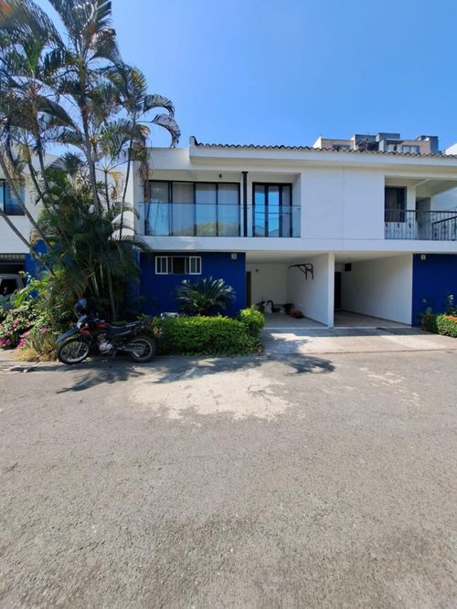 Casa de 4 alcobas en venta en La Hacienda, Cali, 200 m² · foto 2 de 21