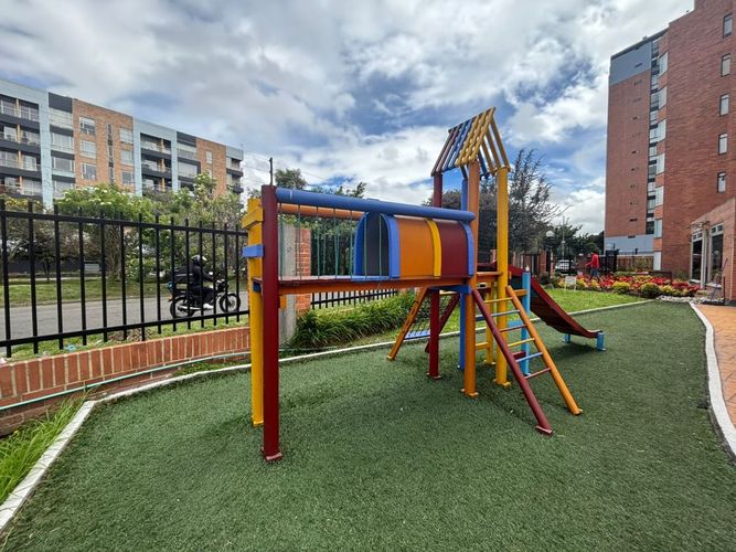 Apartamento en venta en Cedritos, Bogotá · foto 23 de 24