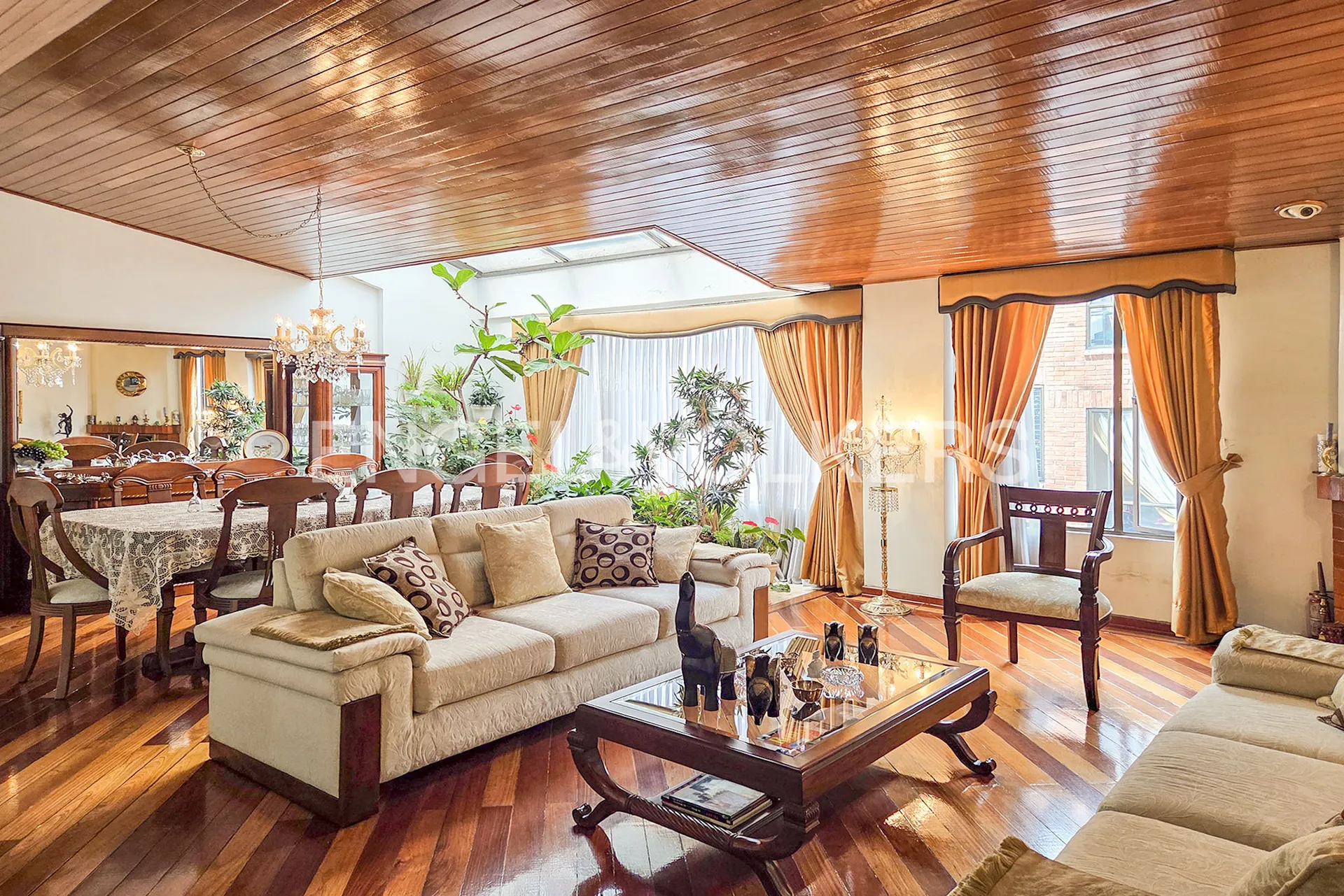 Apartamento en Venta en Santa Barbara, Bogotá