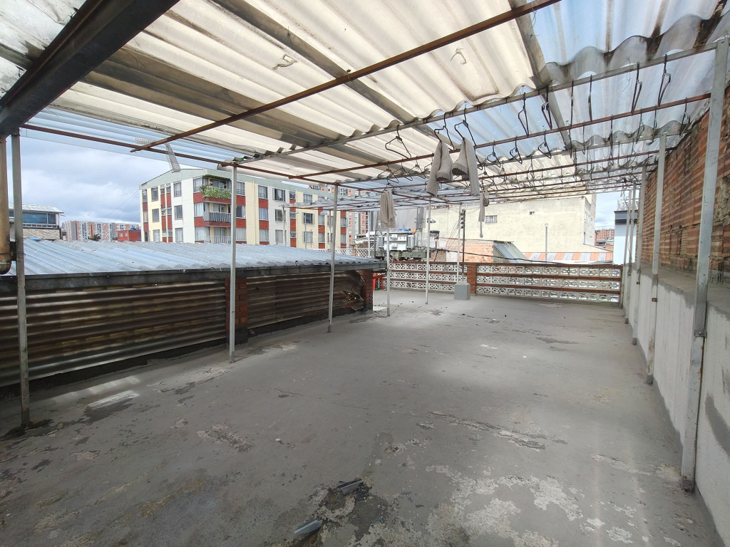 Casa en venta en El Carmen Fontibon, Bogotá · foto 14 de 24