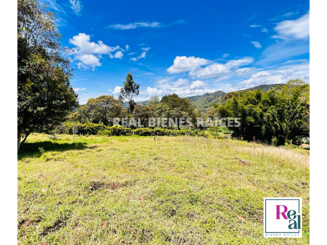 Lote en venta en San Nicolas, La Ceja, 4502 m² · foto 3 de 9