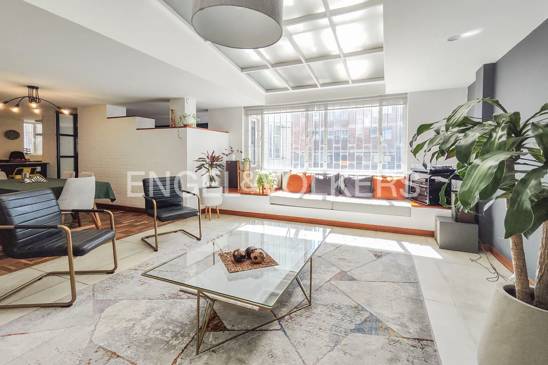 Apartamento en Arriendo en El Virrey, Bogotá