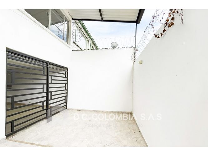Apartamento de 3 alcobas en venta en Miraflores, Ricaurte, 75 m² · foto 5 de 8