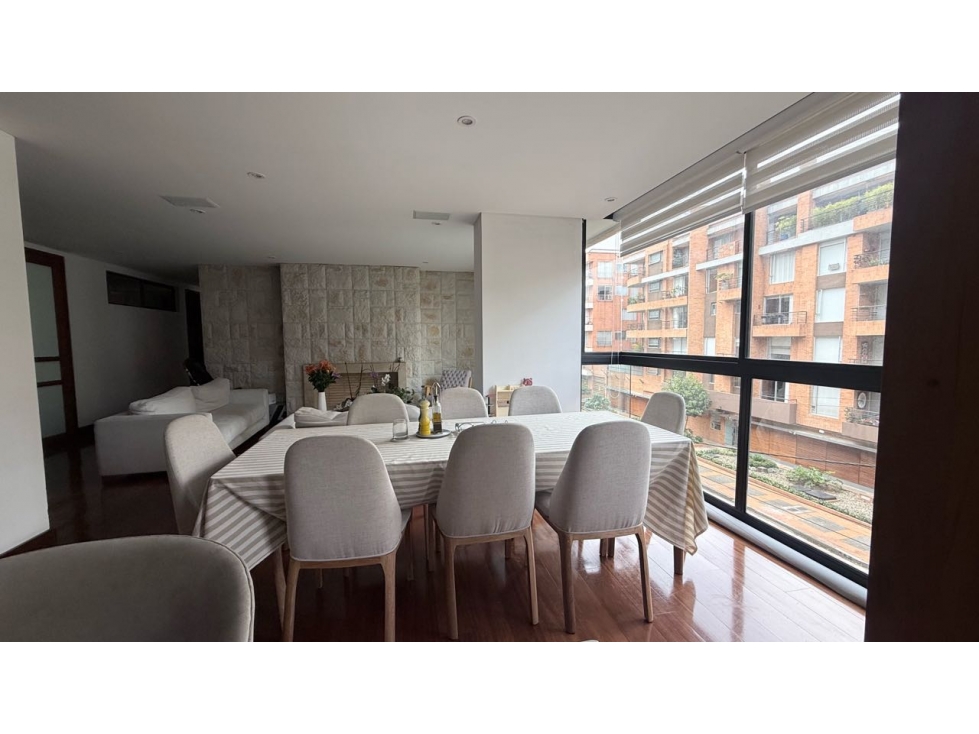 Apartamento en venta en Santa Barbara Occidental, Bogotá · foto 2 de 18