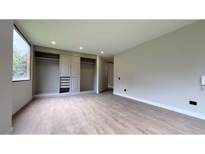 Apartamento en venta en Santa Barbara Occidental, Bogotá · foto 11 de 19