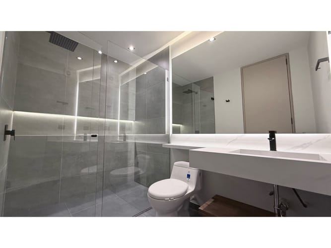 Apartamento en venta en Santa Barbara Occidental, Bogotá · foto 16 de 19