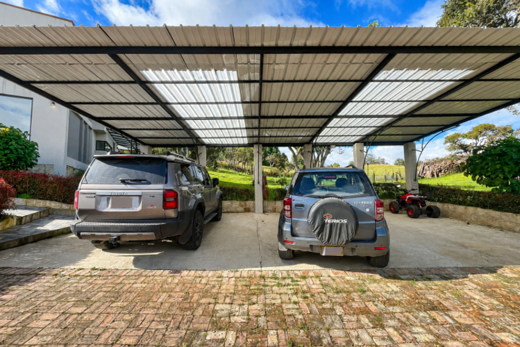 Casa de 4 alcobas en venta en Altos De Yerbabuena, Sopó, 450 m² · foto 20 de 23