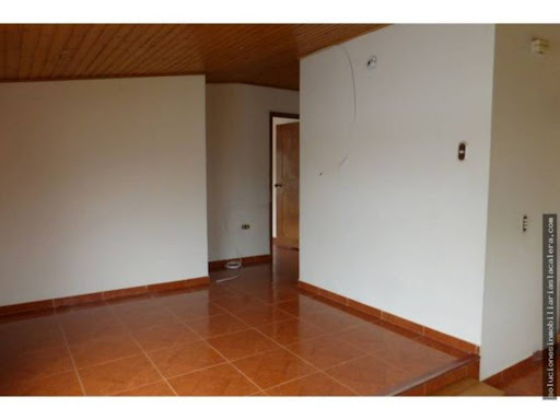 Casa en venta en El Jardin, La Calera · foto 13 de 24