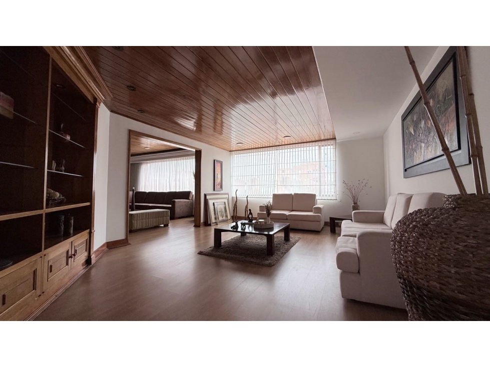Apartamento en venta en La Carolina, Bogotá · foto 3 de 24
