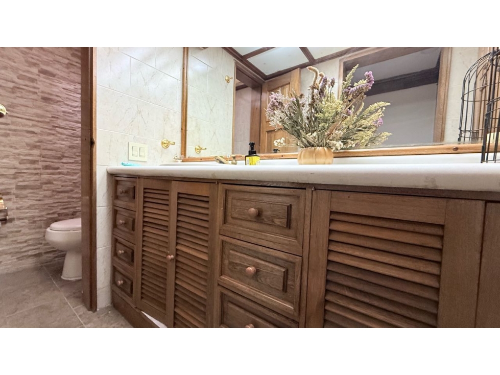 Apartamento en venta en La Carolina, Bogotá · foto 7 de 24