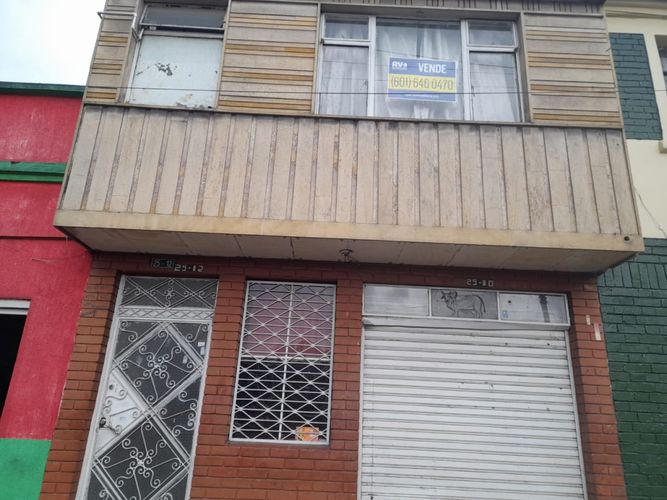 Casa de 4 alcobas en venta en Samper Mendoza, Bogotá, 200 m² · foto 2 de 15