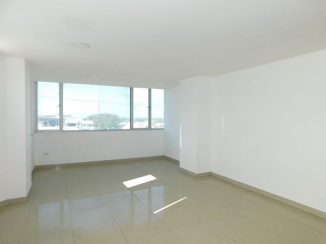 Edificio en arriendo en Alcibia, Cartagena, 3236 m² · foto 13 de 24