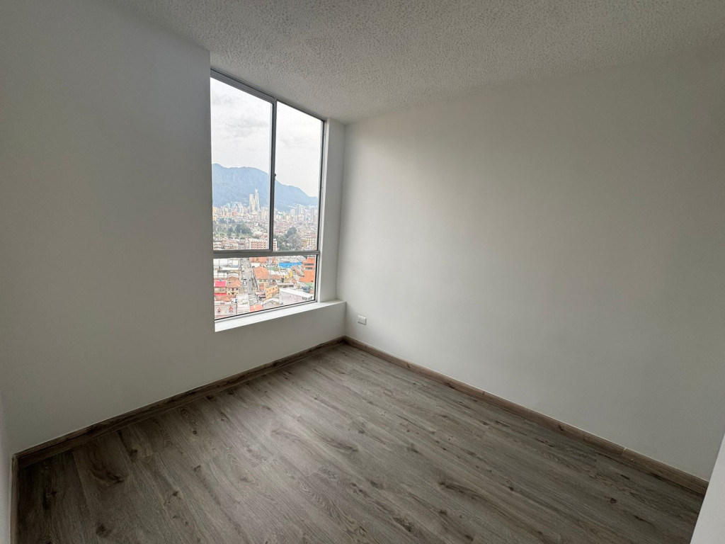 Apartamento en venta en Usatama, Bogotá · foto 4 de 7