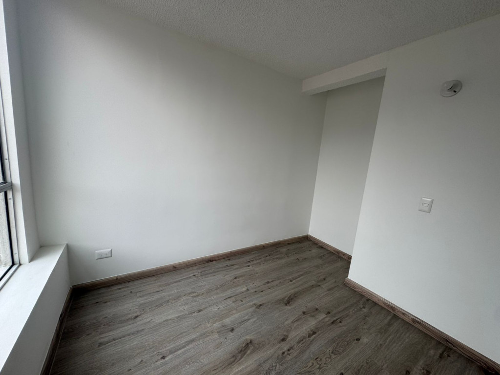 Apartamento en venta en Usatama, Bogotá · foto 5 de 7