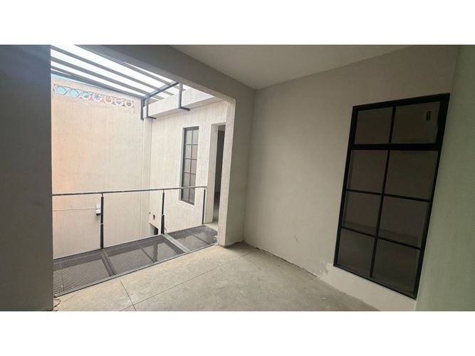Edificio en arriendo en Granada, Cali, 580 m² · foto 11 de 20