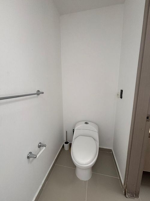 Casa de 3 alcobas en venta en El Castillo, Jamundí, 340 m² · foto 6 de 24