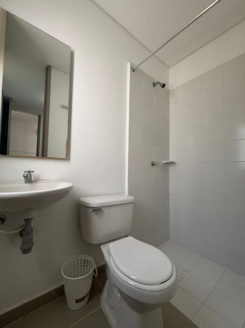 Casa de 3 alcobas en venta en El Castillo, Jamundí, 340 m² · foto 23 de 24