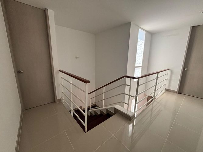 Casa de 3 alcobas en venta en El Castillo, Jamundí, 340 m² · foto 7 de 24