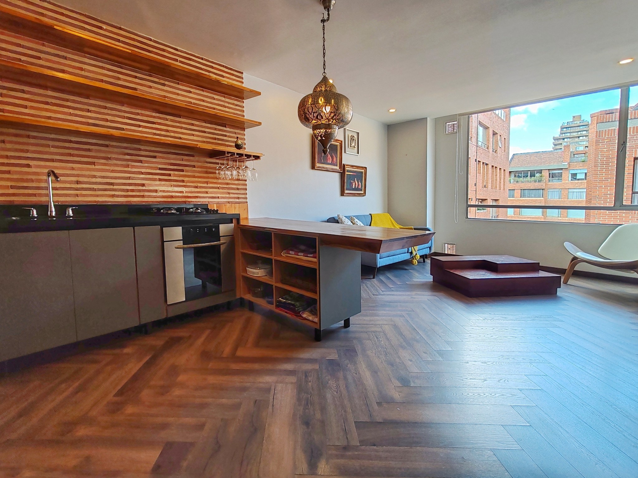 Studio for rent in Chico norte, Bogotá