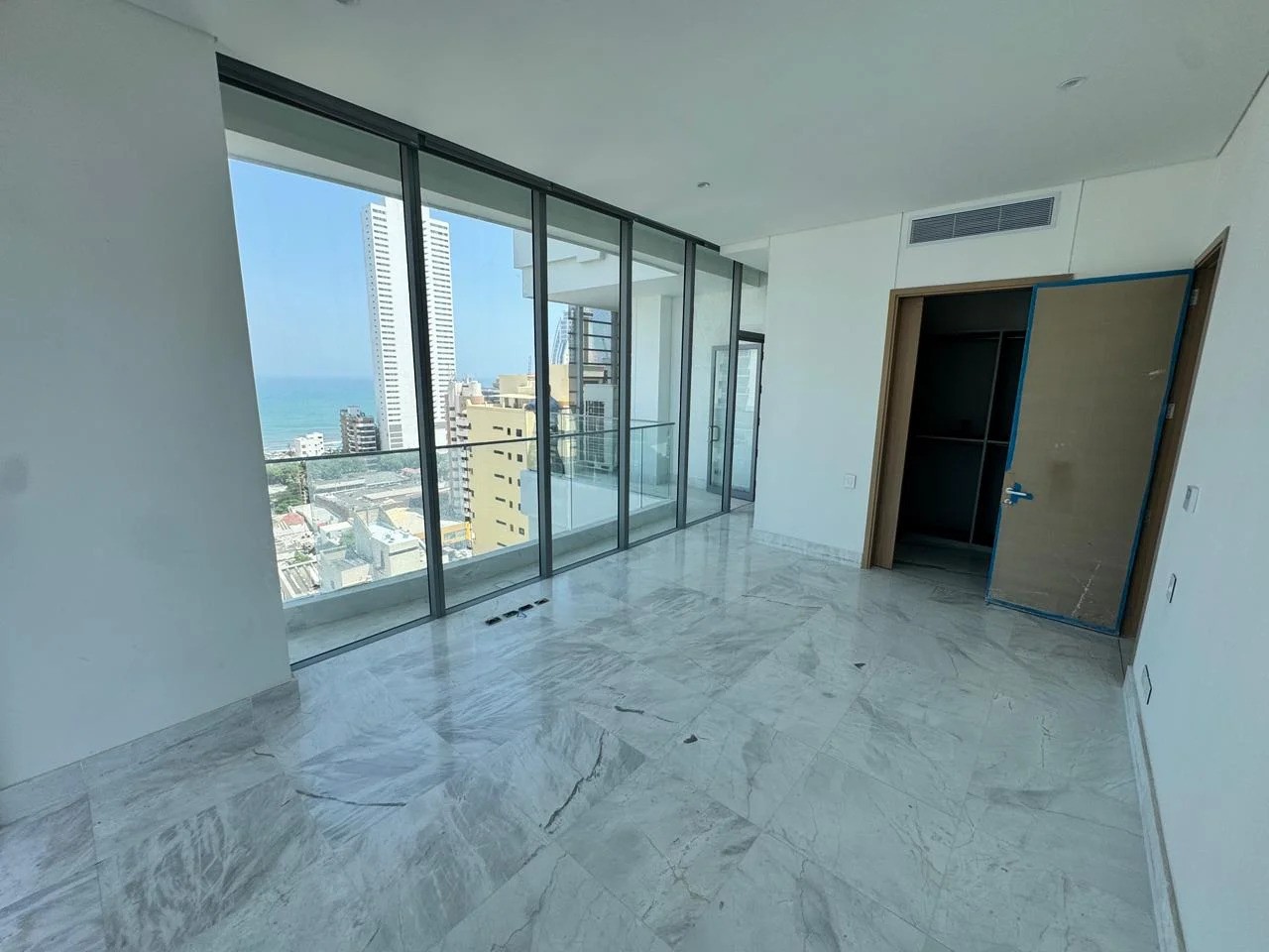 Apartamento en venta en Bocagrande, Cartagena · foto 15 de 24