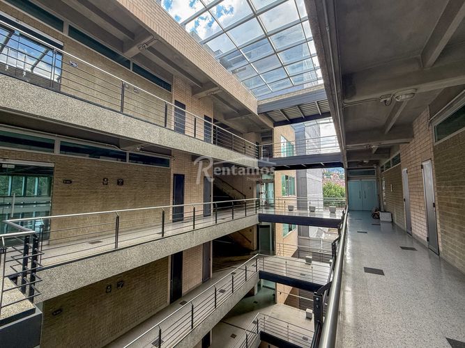 Oficina en arriendo en Guayabal, Medellín, 176 m² · foto 14 de 20
