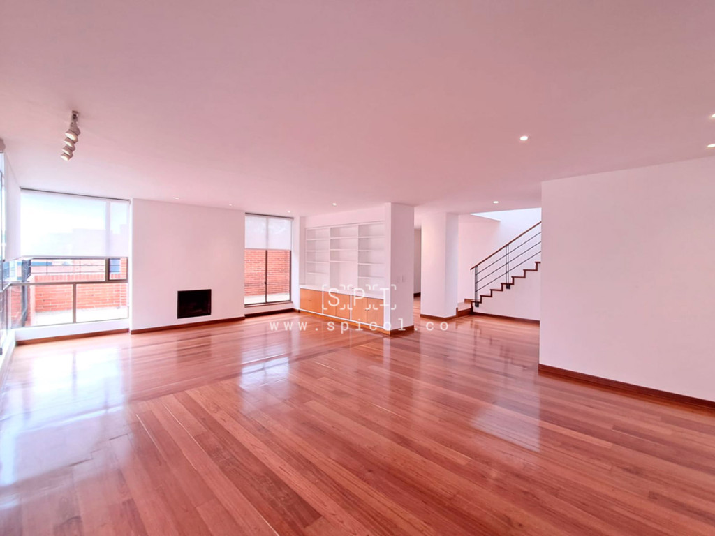 Apartamento en Arriendo en Santa barbara occidental, Bogotá