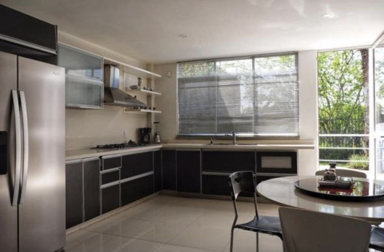Casa de 4 alcobas en venta en Cristales, Cali, 450 m² · foto 7 de 9