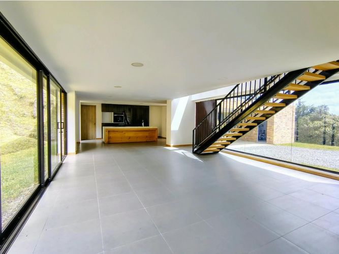 Casa de 3 alcobas en venta en Loma Del Escobero, El Retiro, 330 m² · foto 3 de 20