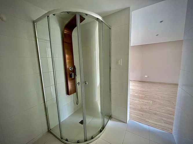 Apartamento de 2 alcobas en venta en Santa Barbara, Bogotá, 75 m² · foto 8 de 19