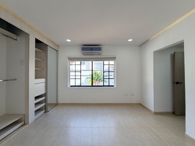 Casa de 4 alcobas en venta en Lagos Del Cacique, Bucaramanga, 230 m² · foto 3 de 24