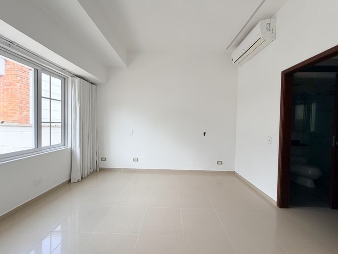 Casa de 4 alcobas en venta en Lagos Del Cacique, Bucaramanga, 230 m² · foto 6 de 24