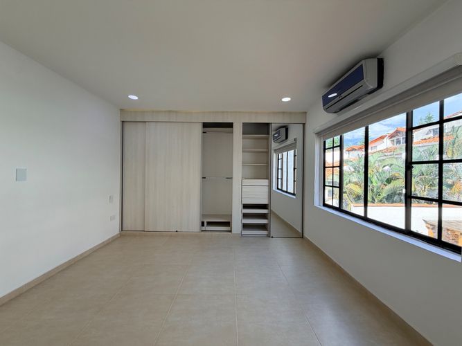 Casa de 4 alcobas en venta en Lagos Del Cacique, Bucaramanga, 230 m² · foto 4 de 24