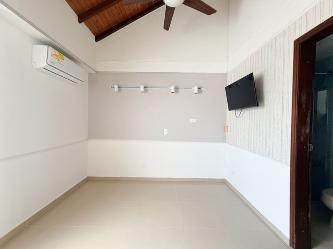 Casa de 4 alcobas en venta en Lagos Del Cacique, Bucaramanga, 230 m² · foto 10 de 24