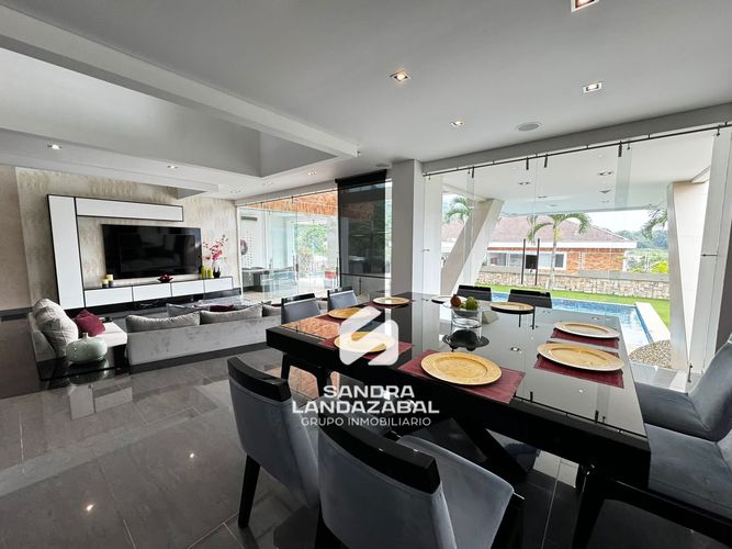 Casa de 5 alcobas en venta en Terrazas De Menzuli, Piedecuesta, 820 m² · foto 13 de 21